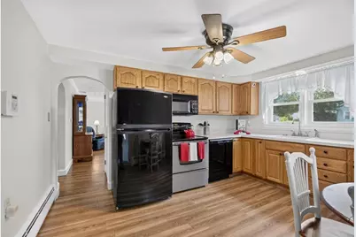 93 York Ave, Fitchburg, MA 01420 - Photo 5