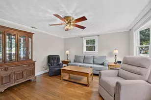 93 York Ave, Fitchburg, MA 01420 - Photo 9