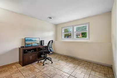 12 Barnard Rd, Lawrence, MA 01843 - Photo 11