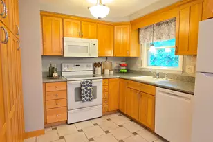 41 Anderson Rd, Framingham, MA 01701 - Photo 15
