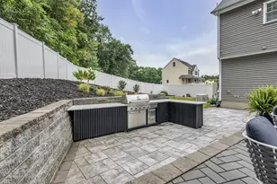 188 Crosby St Ext, Haverhill, MA 01830 - Photo 39