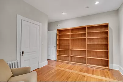 16 Harris St, Brookline, MA 02446 - Photo 23
