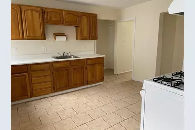 11 Avon St. #2, Everett, MA 02149 - Photo 3