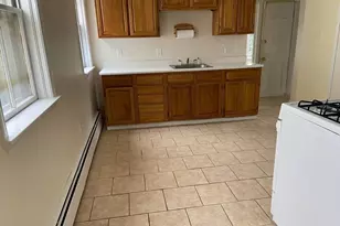 11 Avon St, Everett, MA 02149 - Photo 3