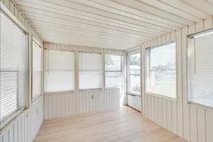 281 Chauncey Walker St, Belchertown, MA 01007 - Photo 17