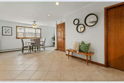 40-42 Bancroft #2, Reading, MA 01867 - Photo 9