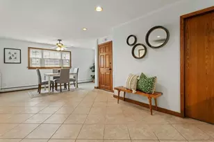40-42 Bancroft, Reading, MA 01867 - Photo 9
