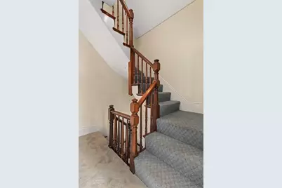 40-42 Bancroft #2, Reading, MA 01867 - Photo 19