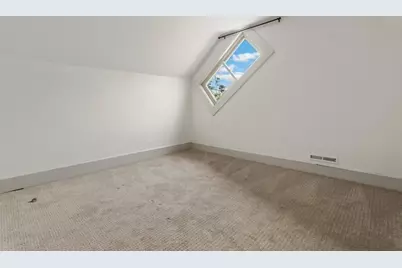 40-42 Bancroft #2, Reading, MA 01867 - Photo 21