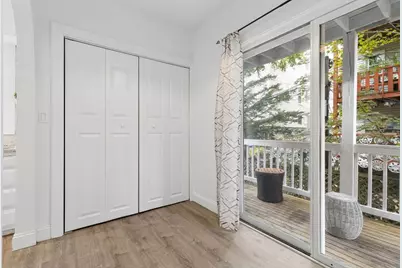 215 Crafts Rd #2, Brookline, MA 02467 - Photo 7