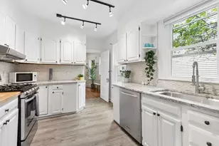 215 Crafts Rd, Brookline, MA 02467 - Photo 5