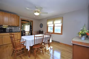 32 Brenda Ave, East Bridgewater, MA 02333 - Photo 9