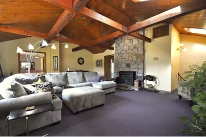 32 Brenda Ave, East Bridgewater, MA 02333 - Photo 7