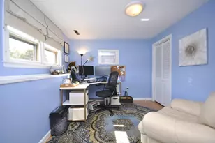 32 Brenda Ave, East Bridgewater, MA 02333 - Photo 17