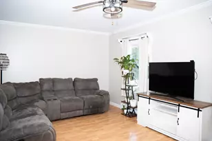 512 Prescott St, New Bedford, MA 02746 - Photo 11