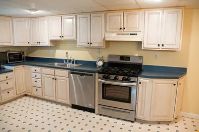 512 Prescott St, New Bedford, MA 02746 - Photo 19