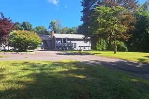 442 Rawson St, Leicester, MA 01524 - Photo 1