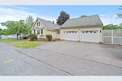 27 Corey St, Randolph, MA 02368 - Photo 3