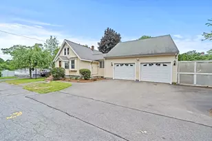27 Corey St, Randolph, MA 02368 - Photo 3