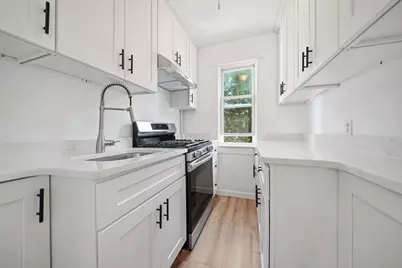 125 Gershom Ave, Lowell, MA 01854 - Photo 15