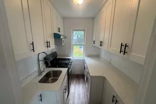 125 Gershom Ave, Lowell, MA 01854 - Photo 17