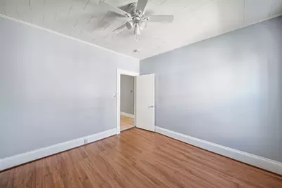 125 Gershom Ave, Lowell, MA 01854 - Photo 17