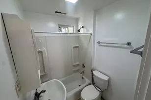 125 Gershom Ave, Lowell, MA 01854 - Photo 11