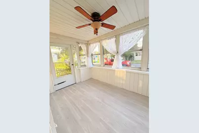 11 Thornfell St, Springfield, MA 01104 - Photo 13
