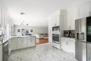 257 Prospect St, Auburn, MA 01501 - Photo 17