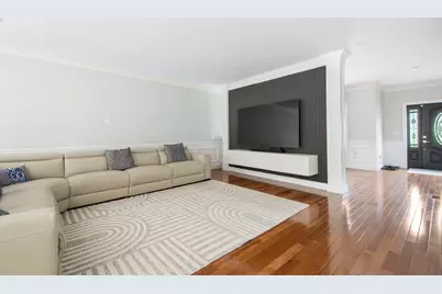 257 Prospect St, Auburn, MA 01501 - Photo 5