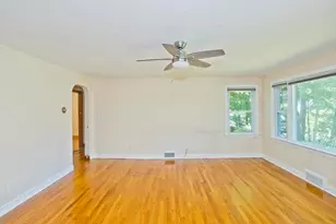 40 Hadley St, South Hadley, MA 01075 - Photo 11