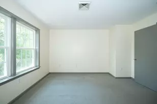 82 Valmor St, Worcester, MA 01604 - Photo 17