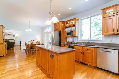 25 Windsor Dr, Foxboro, MA 02035 - Photo 9