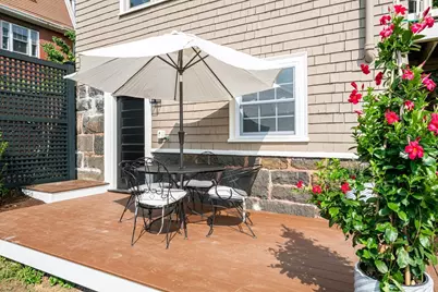 20 Hillside Ave, Medford, MA 02155 - Photo 5