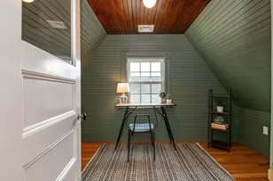 20 Hillside Ave, Medford, MA 02155 - Photo 33