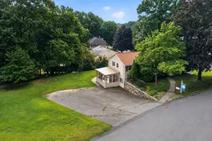 38 Paulson Dr, Burlington, MA 01803 - Photo 5