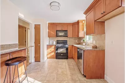 38 Paulson Drive, Burlington, MA 01803 - Photo 11