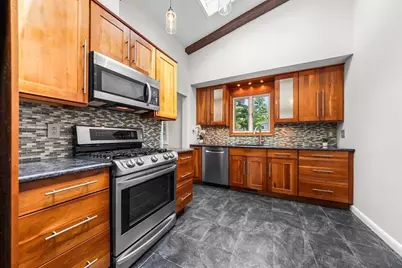 27 Randy Road, Framingham, MA 01701 - Photo 13
