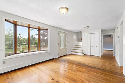 6 Hovey Ave, Natick, MA 01760 - Photo 9