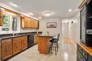 9 Elm Rd, Westford, MA 01886 - Photo 11