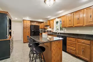 9 Elm Rd, Westford, MA 01886 - Photo 9