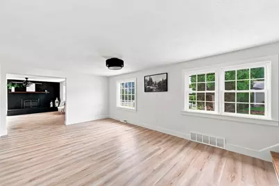 101 Smith Ave, East Longmeadow, MA 01028 - Photo 9