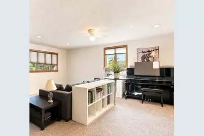 69 Maynard St, Newton, MA 02465 - Photo 27