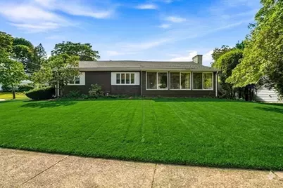 69 Maynard St, Newton, MA 02465 - Photo 3