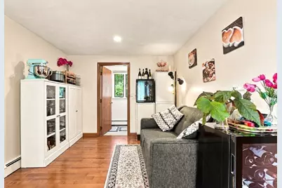 69 Maynard St, Newton, MA 02465 - Photo 17