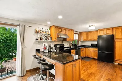 69 Maynard St, Newton, MA 02465 - Photo 15