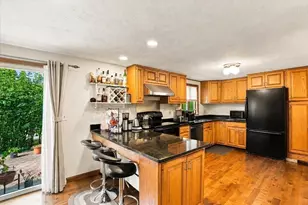 69 Maynard St, Newton, MA 02465 - Photo 15