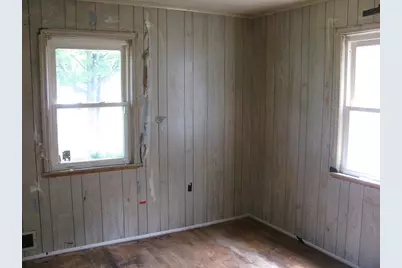 86 Pheland St, Springfield, MA 01109 - Photo 17