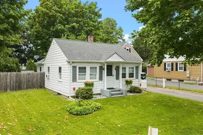 56 Hacker St, Fairhaven, MA 02719 - Photo 3
