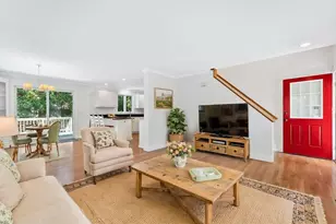 9 Elaine Rd, Barnstable, MA 02601 - Photo 5